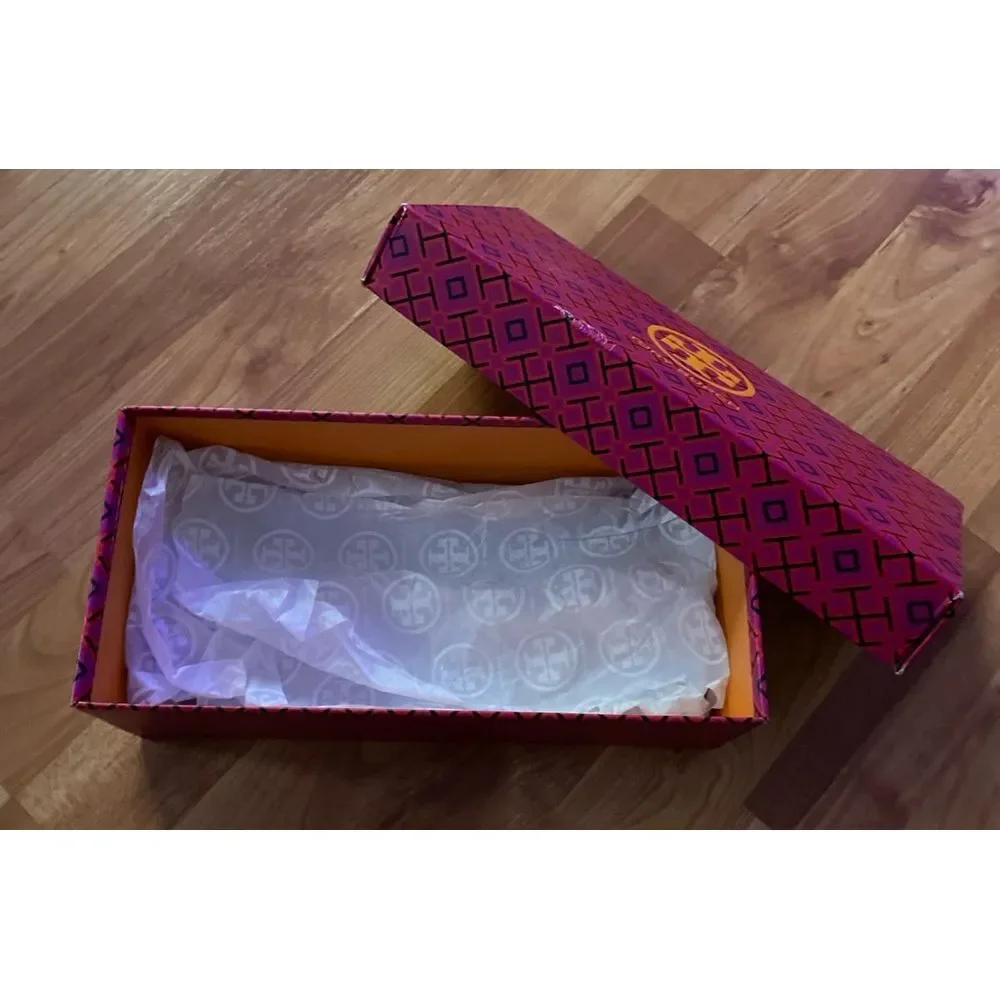Tory Burch empty shoe‎ box